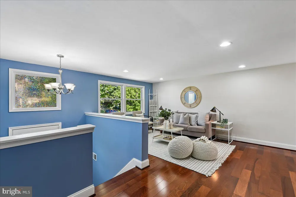 754 HYDE PARK DRIVE Glen Burnie, MD 21061