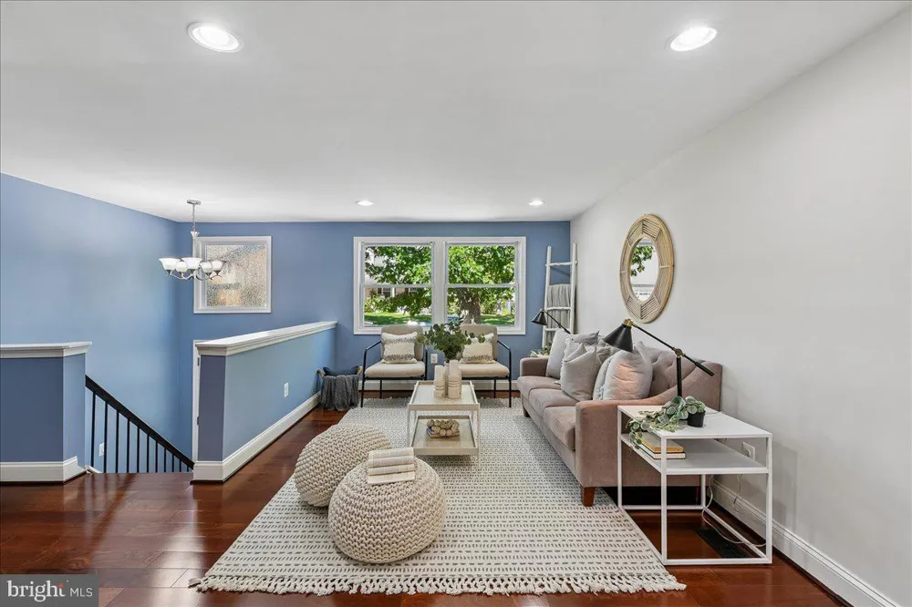 754 HYDE PARK DRIVE Glen Burnie, MD 21061