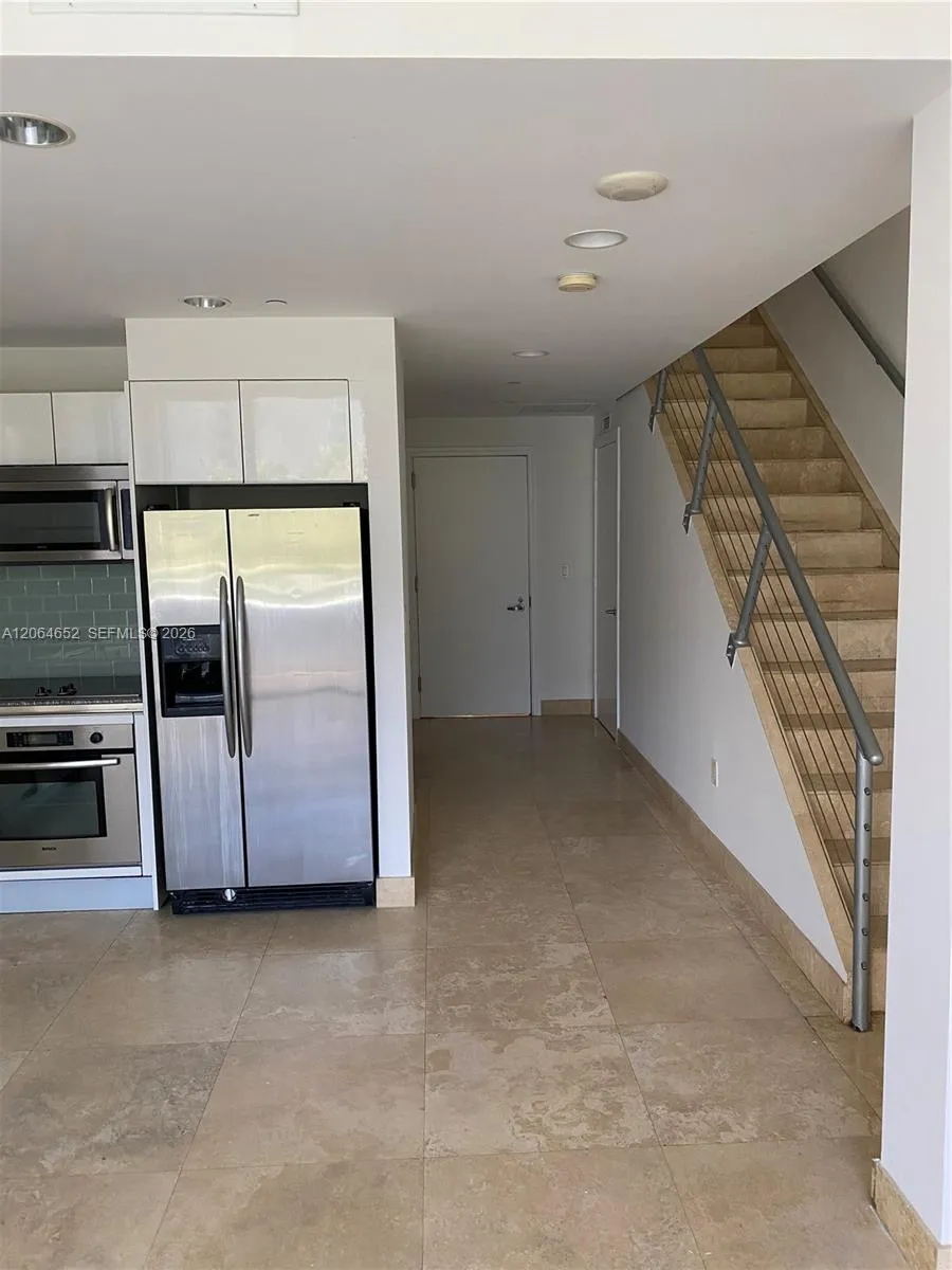 1050 Brickell Ave #220 Miami, FL 33131