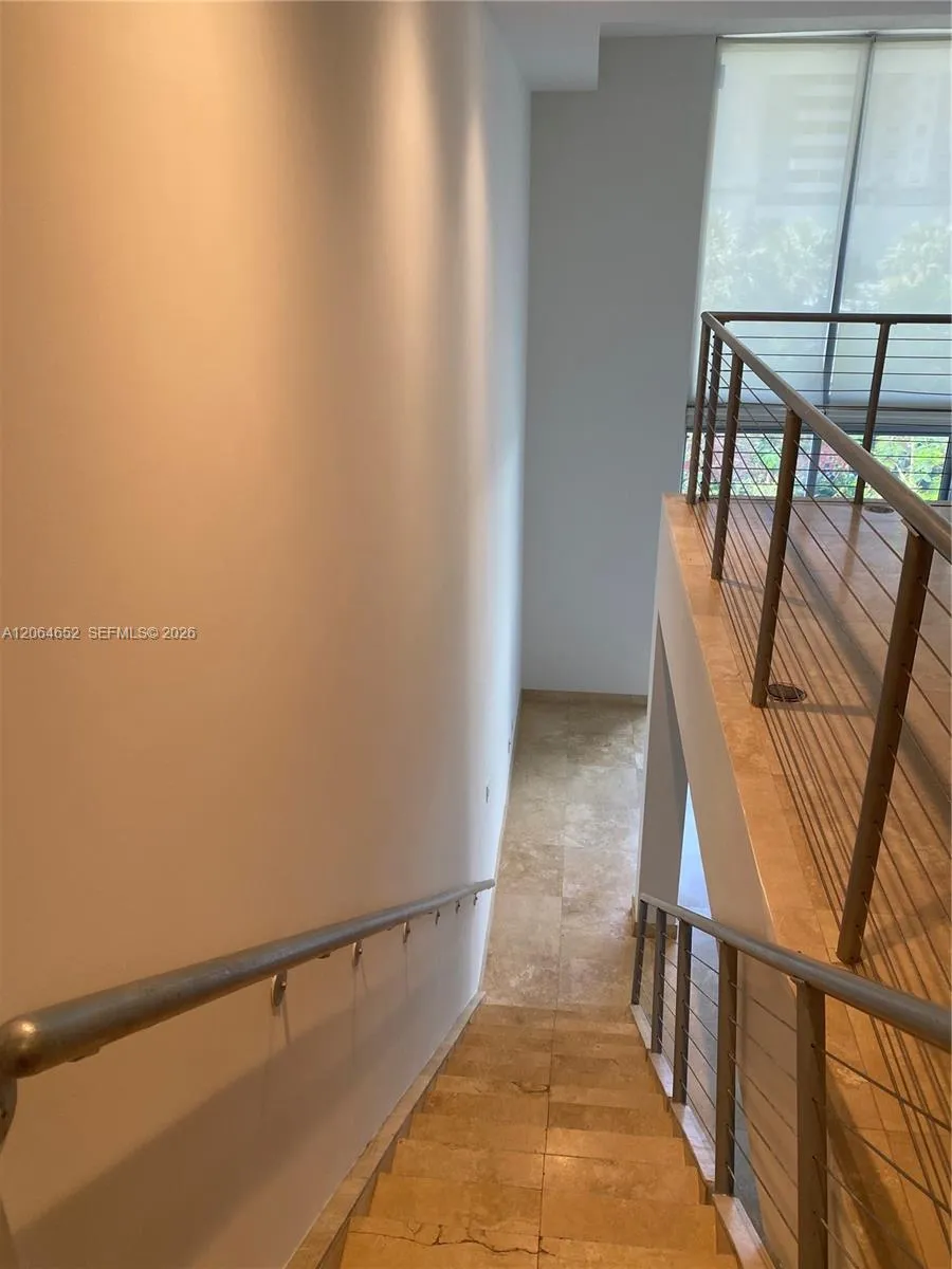 1050 Brickell Ave #220 Miami, FL 33131