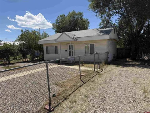 705 Jordan Place
