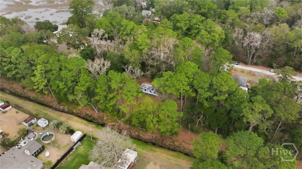 9705 Whitefield Avenue Savannah, GA 31406