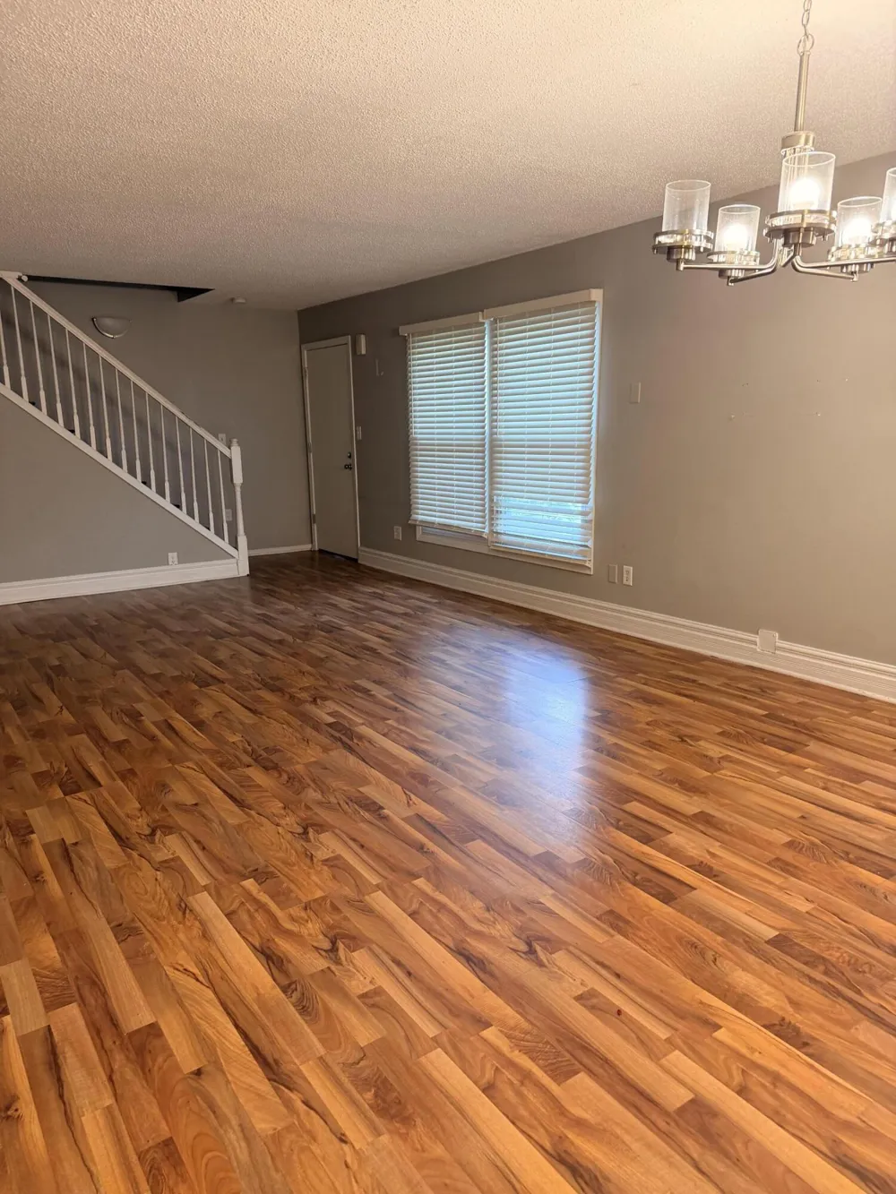 7932-7934 Whitcomb Street Merrillville, IN 46410