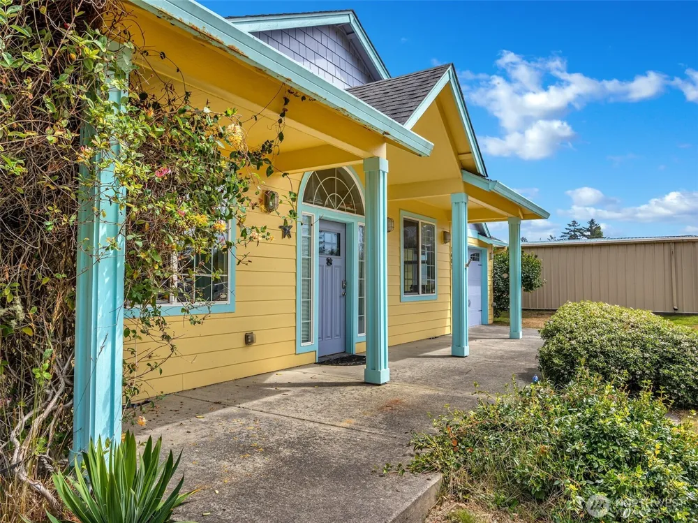 1403 253rd Place Ocean Park, WA 98640