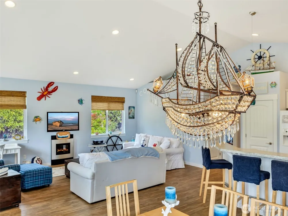 1403 253rd Place Ocean Park, WA 98640