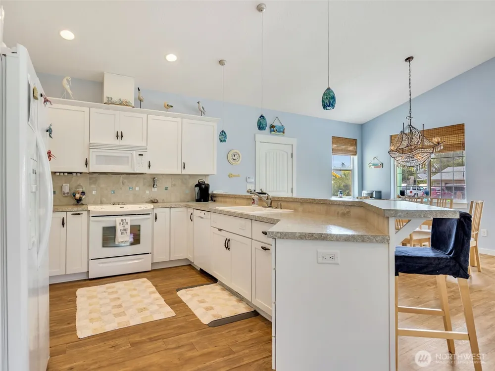 1403 253rd Place Ocean Park, WA 98640