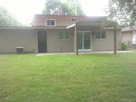 105 Corbin Street
