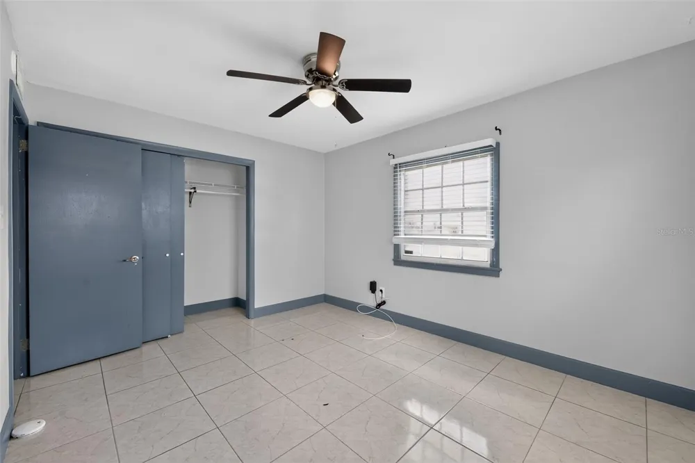 5005 STOLLS AVENUE Tampa, FL 33615
