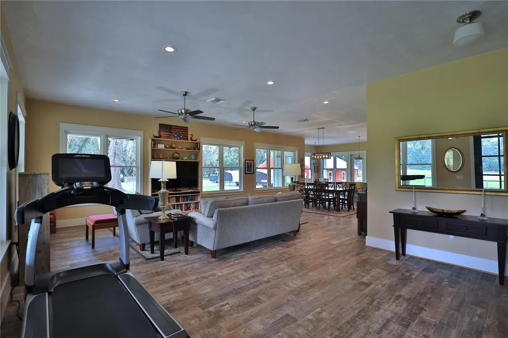 8410 NE 155TH AVENUE Williston, FL 32696