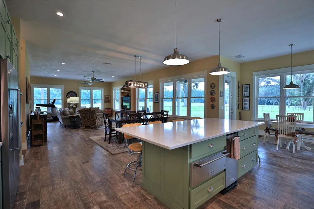 8410 NE 155TH AVENUE Williston, FL 32696