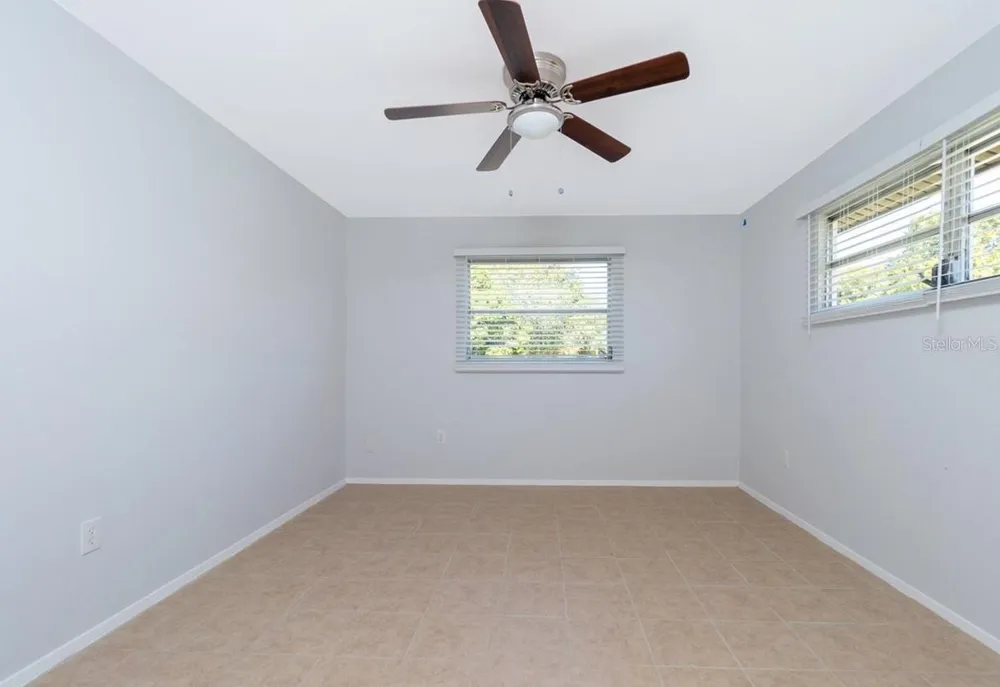 533 E CHARLOTTE AVENUE Punta Gorda, FL 33950