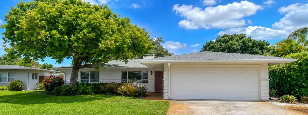 2253 VALENCIA DRIVE Sarasota, FL 34239