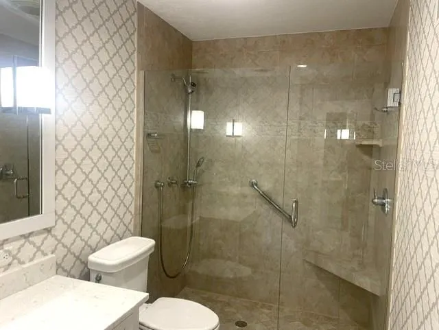 2253 VALENCIA DRIVE Sarasota, FL 34239
