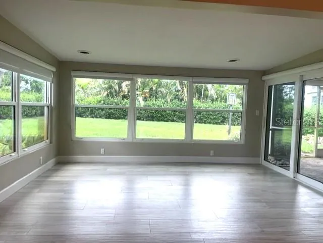 2253 VALENCIA DRIVE Sarasota, FL 34239