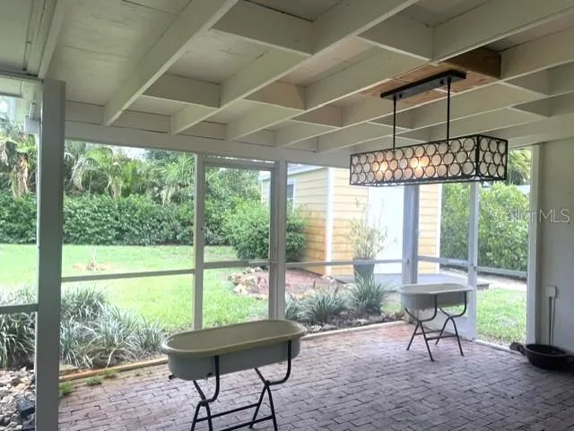 2253 VALENCIA DRIVE Sarasota, FL 34239