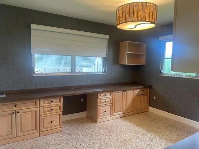 2253 VALENCIA DRIVE Sarasota, FL 34239