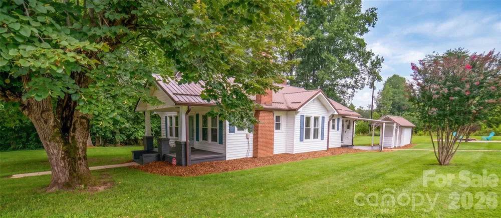 1752 Bethel Road Morganton, NC 28655