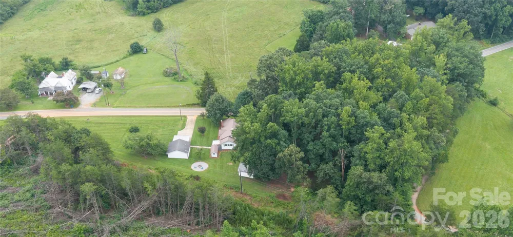 1752 Bethel Road Morganton, NC 28655