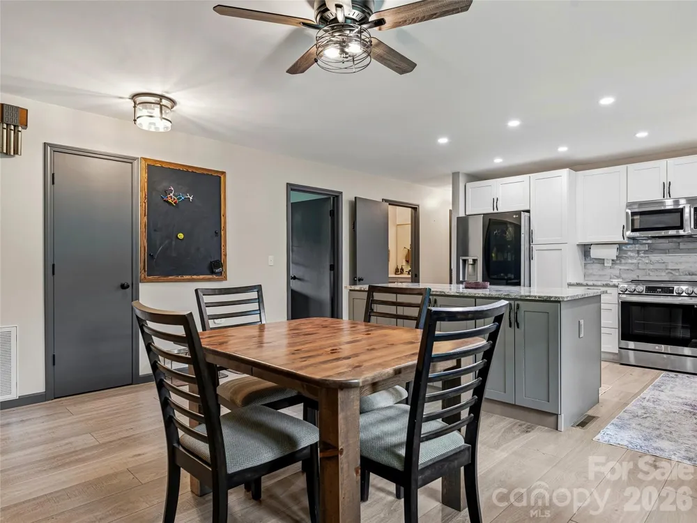 152 Worley Cove Road Leicester, NC 28748