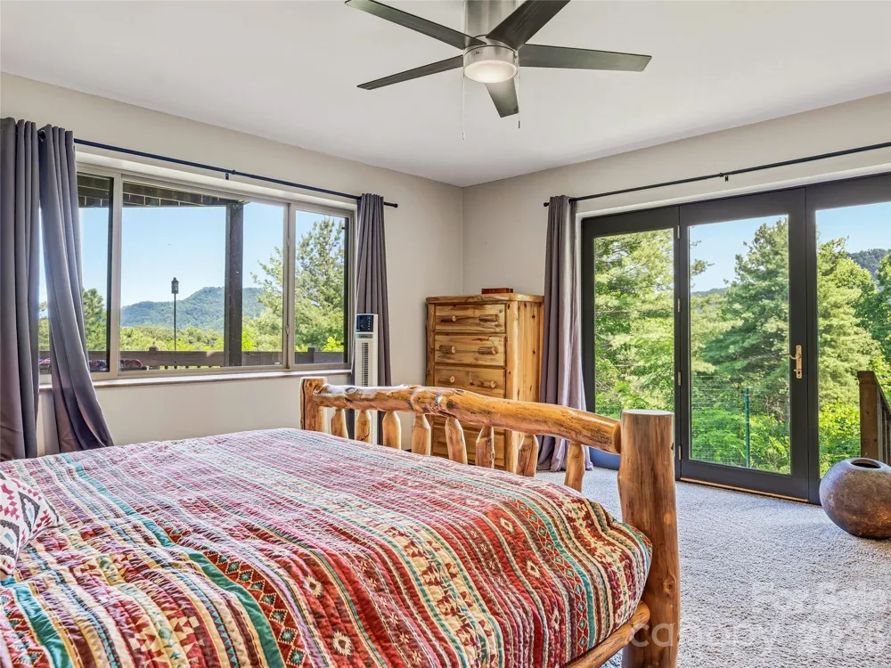 152 Worley Cove Road Leicester, NC 28748