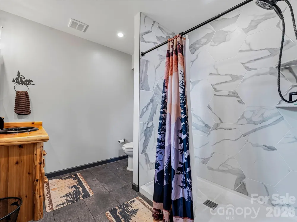 152 Worley Cove Road Leicester, NC 28748