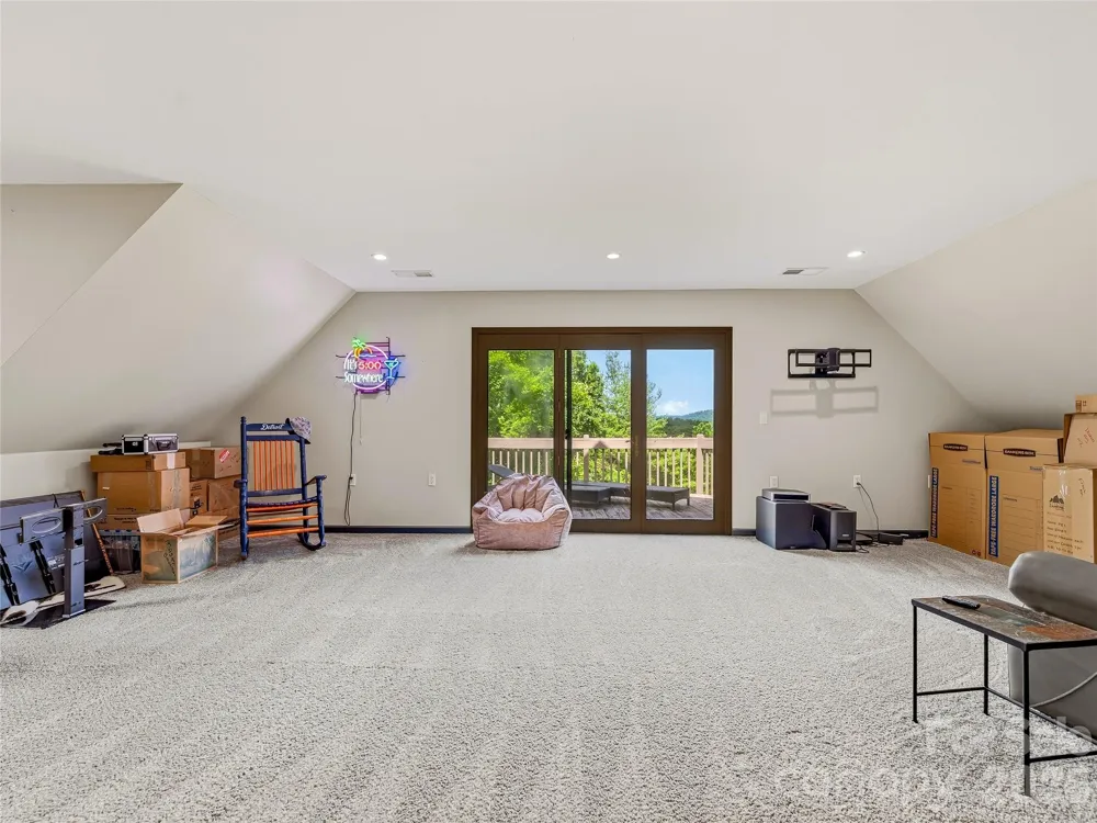 152 Worley Cove Road Leicester, NC 28748