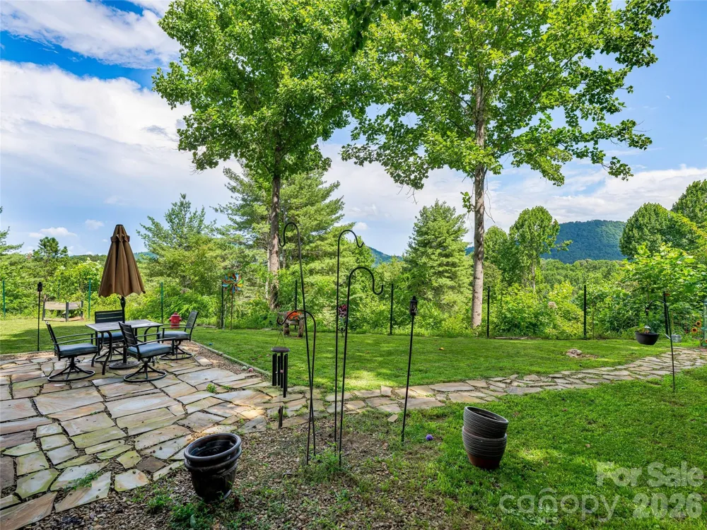 152 Worley Cove Road Leicester, NC 28748