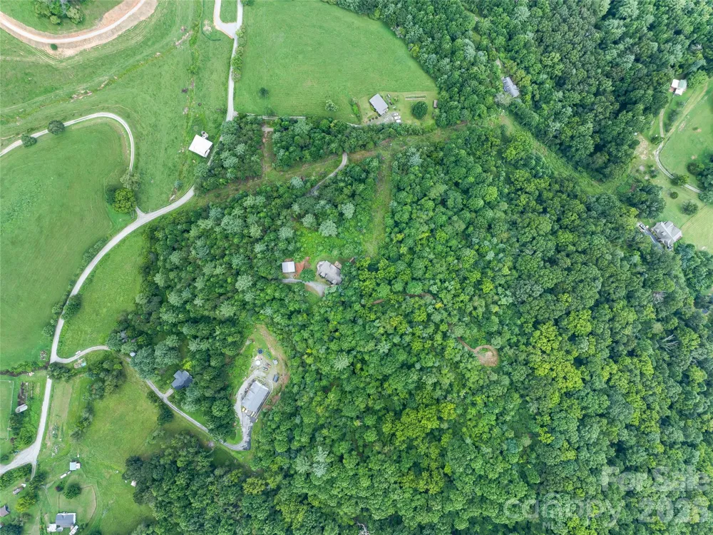 152 Worley Cove Road Leicester, NC 28748