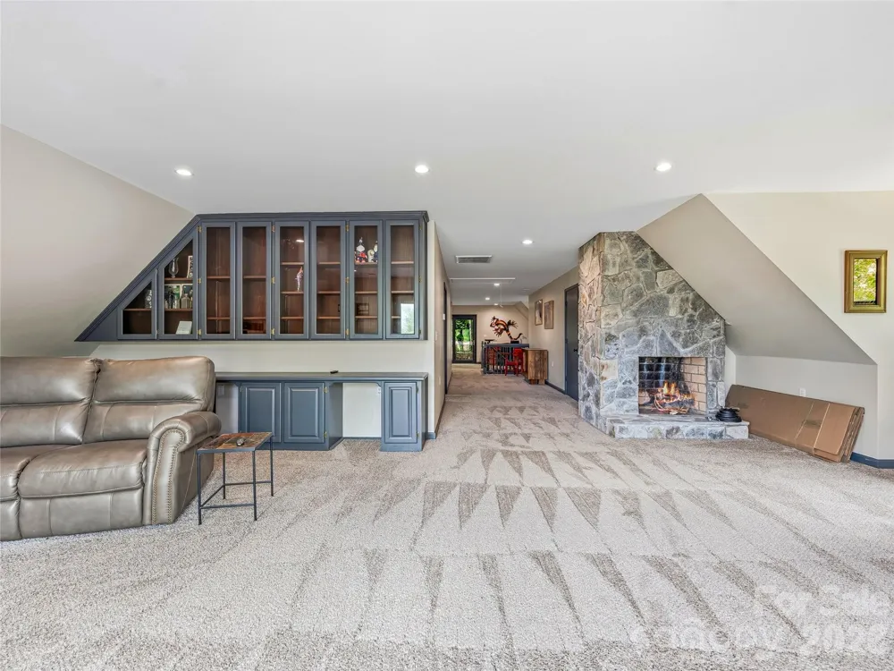 152 Worley Cove Road Leicester, NC 28748