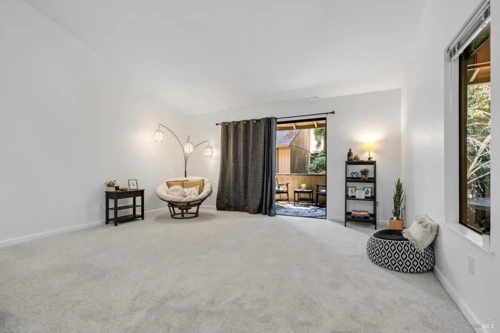 107 Nicholas Court Cotati, CA 94931
