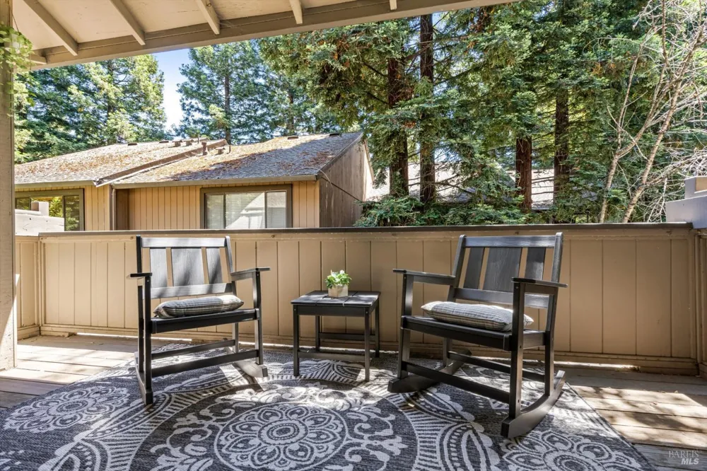 107 Nicholas Court Cotati, CA 94931