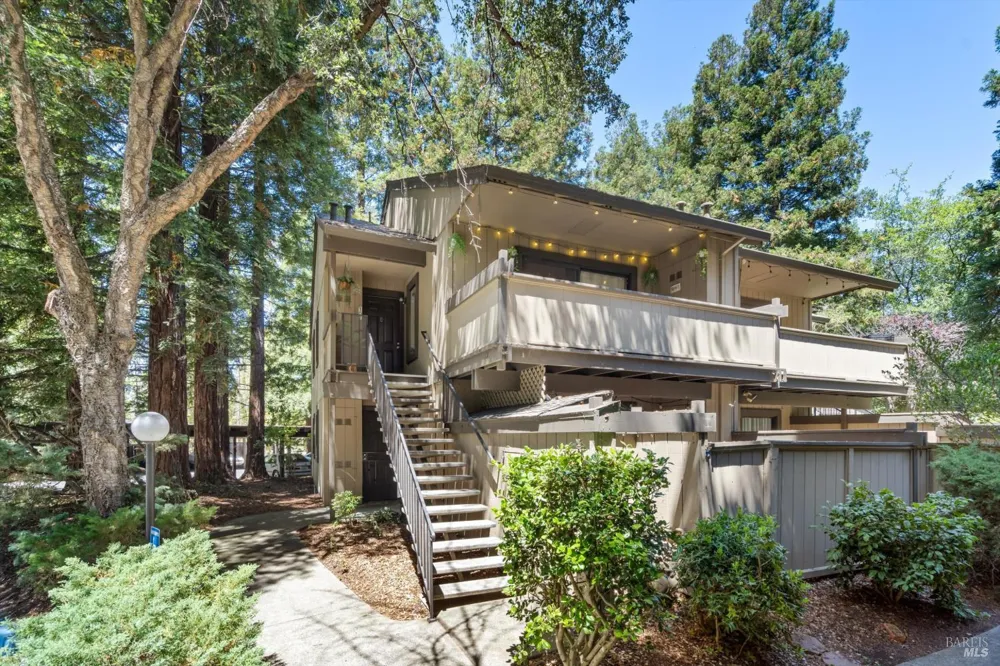 107 Nicholas Court Cotati, CA 94931