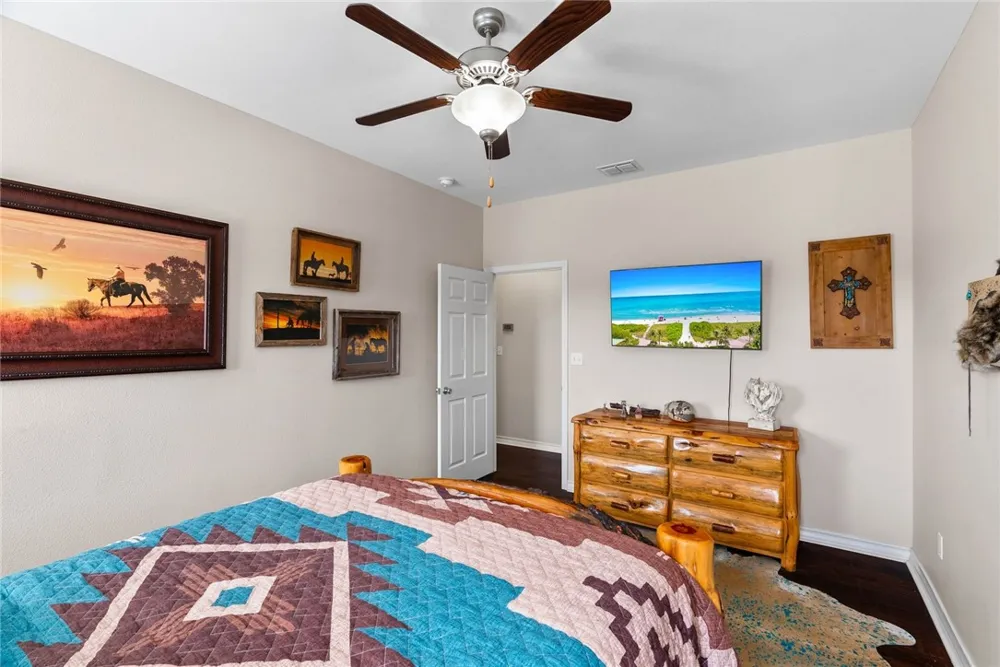 345 E County Road 2180 Kingsville, TX 78363
