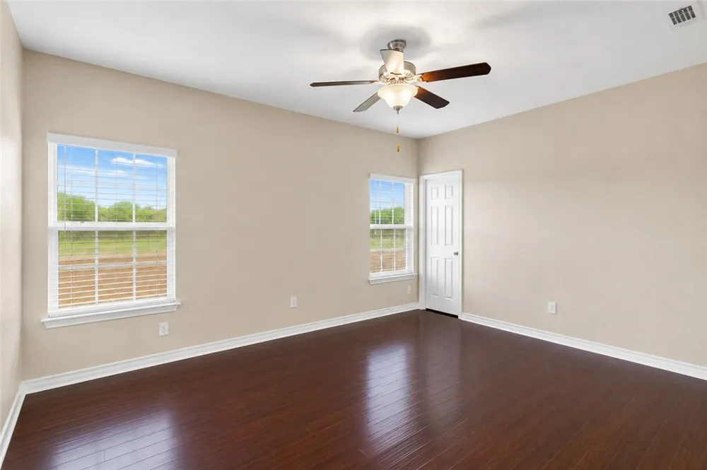 345 E County Road 2180 Kingsville, TX 78363