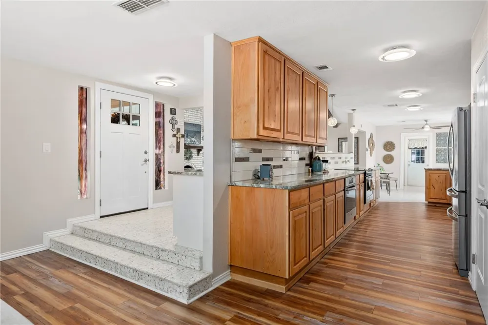 1518 Kenwood Drive Aransas Pass, TX 78336