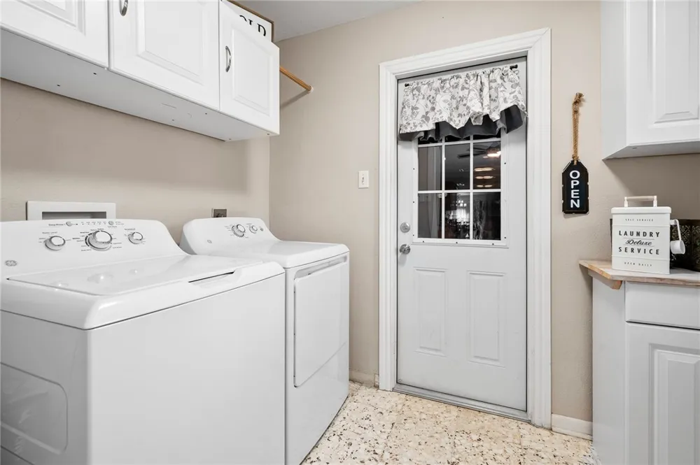 1518 Kenwood Drive Aransas Pass, TX 78336