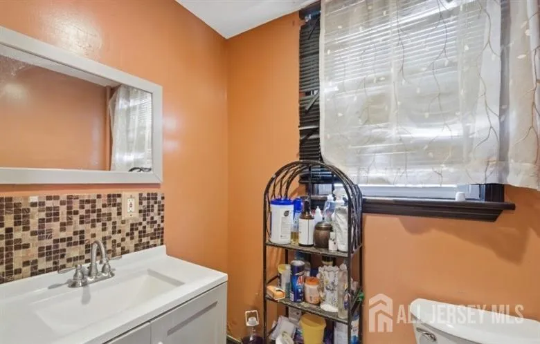 54 E Pennsylvania Avenue Avenel, NJ 07001