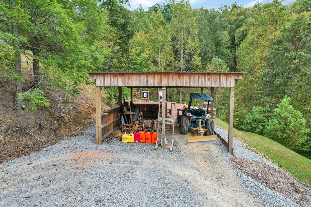 154 High Top Road Reliance, TN 37369