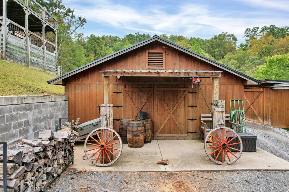 154 High Top Road Reliance, TN 37369