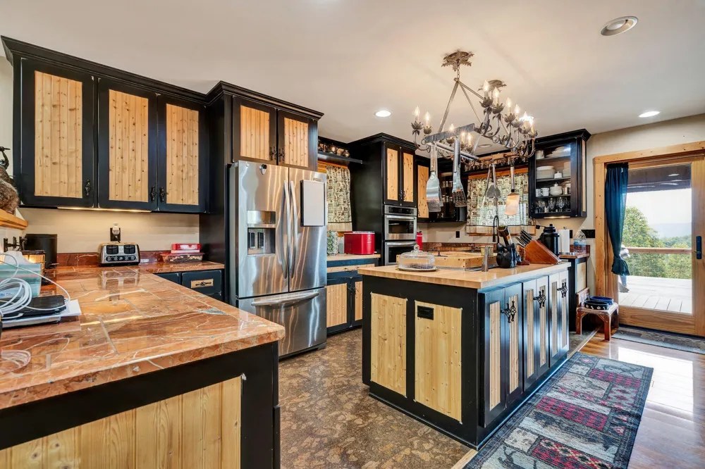 154 High Top Road Reliance, TN 37369