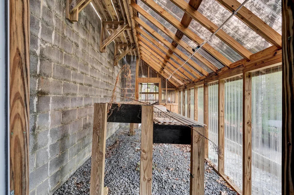 154 High Top Road Reliance, TN 37369