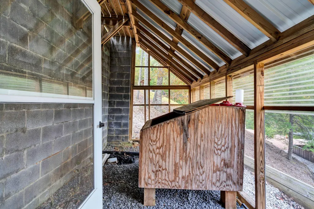 154 High Top Road Reliance, TN 37369
