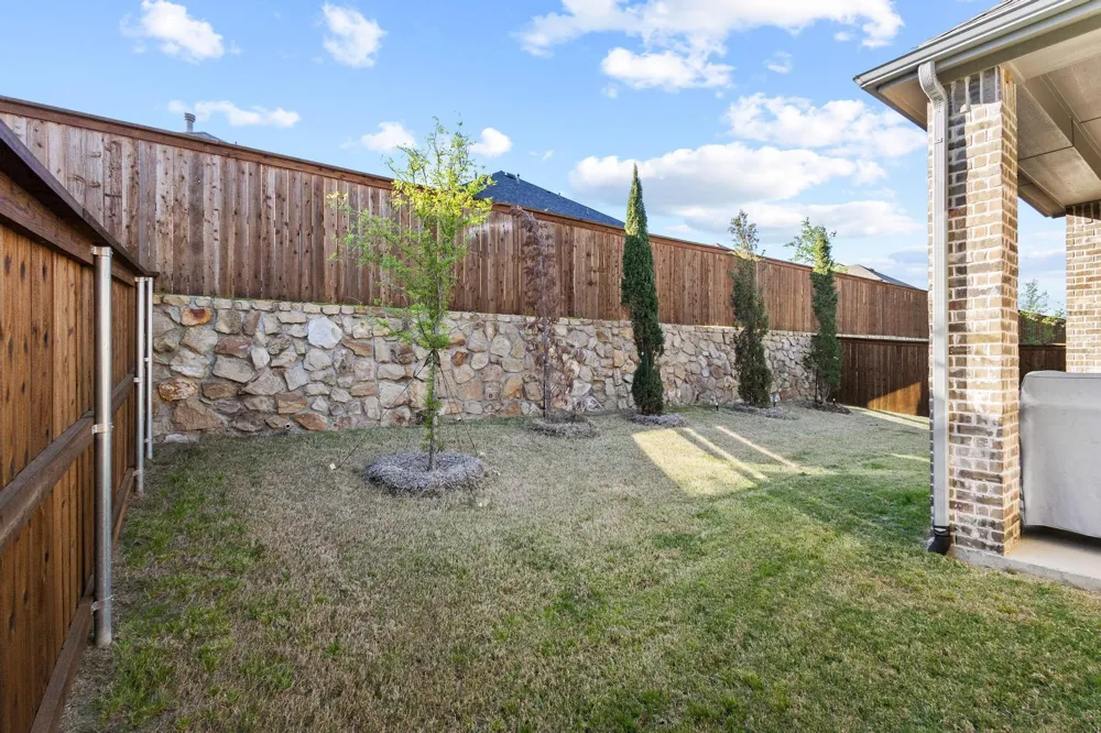 5056 Westhaven Circle Denison, TX 75020
