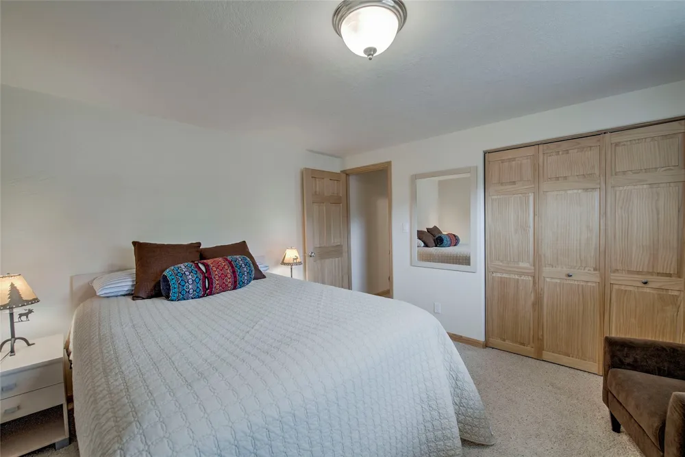 324 Lagoon Lane Silverthorne, CO 80498