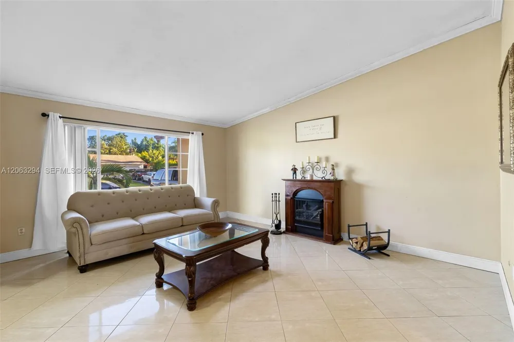 11045 SW 161st Ter Miami, FL 33157