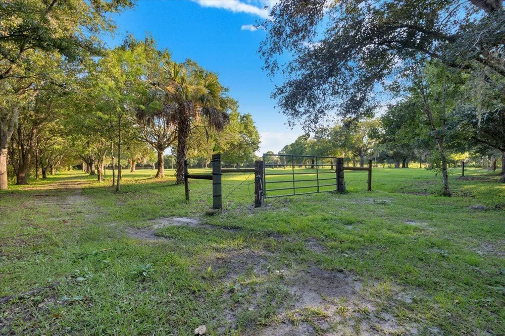8505 IMMOKOLEE ROAD Fort Pierce, FL 34951