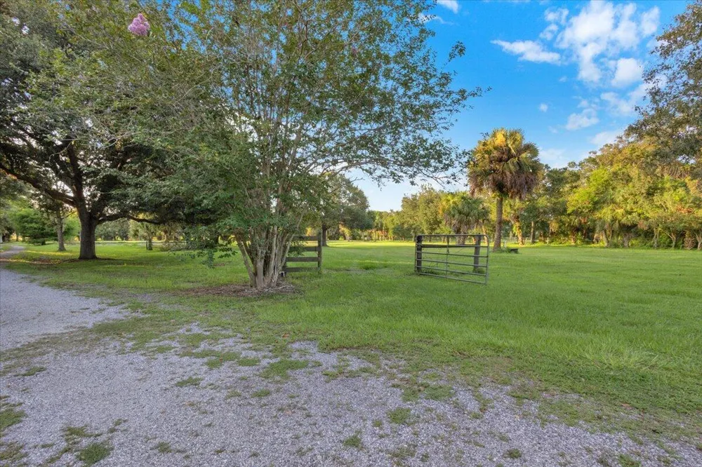 8505 IMMOKOLEE ROAD Fort Pierce, FL 34951