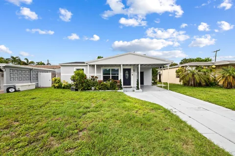 400 NW 52ND COURT
