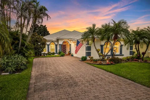 4603 NW RED MAPLE DRIVE