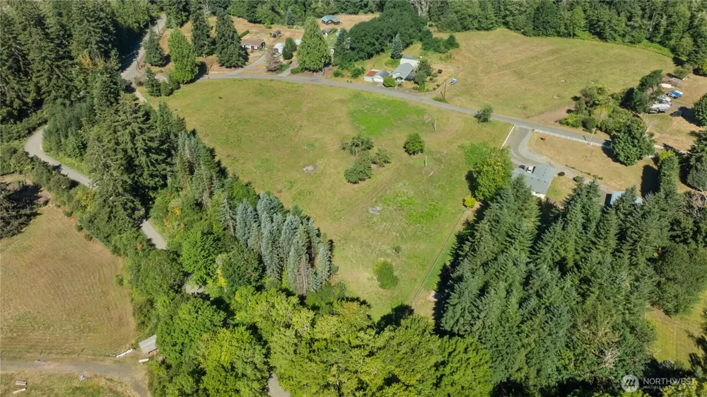 38 Ray Road Elma, WA 98541